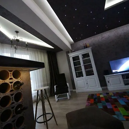 Majestic Apartment